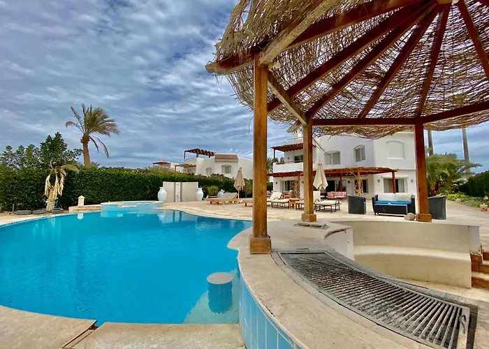 Villa 9 Ph-5 With 4 Bed *
